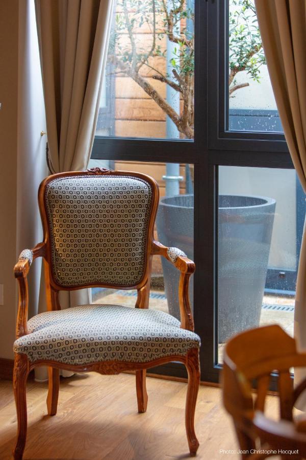 Bed and Breakfast Les Patios Ланс Экстерьер фото